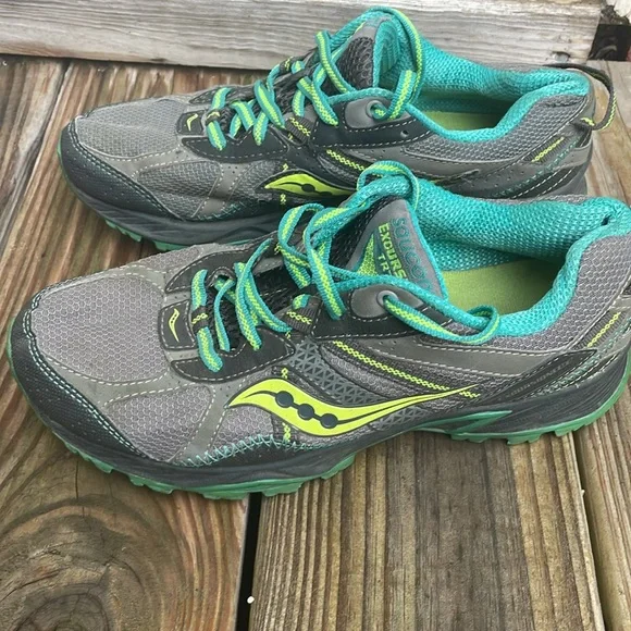 Saucony Women's Excursion TR7 Gray and Green Running Sneakers Size 8 - Picture 5 of 9